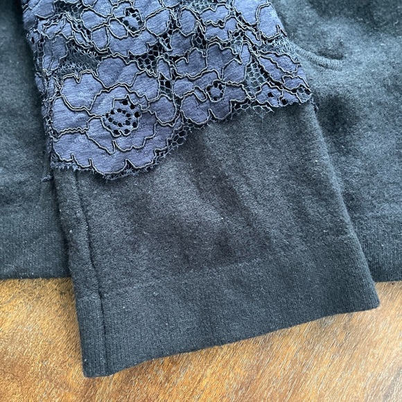 ANTHROPOLOGIE FIELD FLOWER  Black Cardigan Womens Size L Navy Laced Bell-Sleeve - Picture 4 of 13